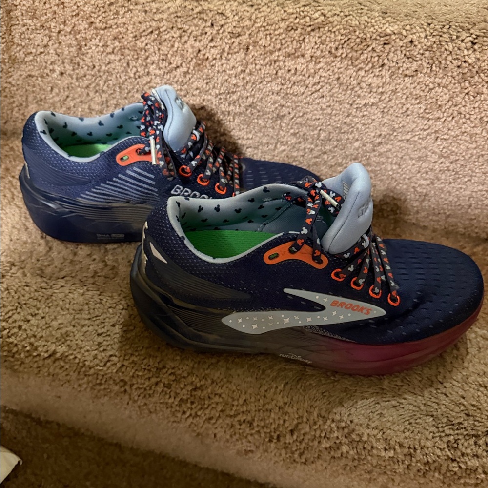 Rundisney Brooks shoes